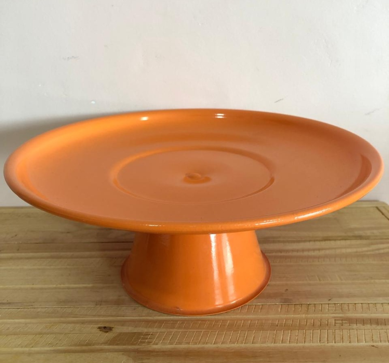 Bandeja Redonda de Alumínio Laranja G (29X12) - Selminha Lokfest