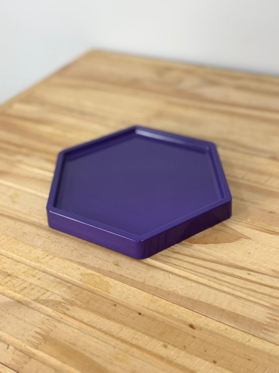 Bandeja Sextavada Plástica Roxo P (16X18) - Selminha Lokfest
