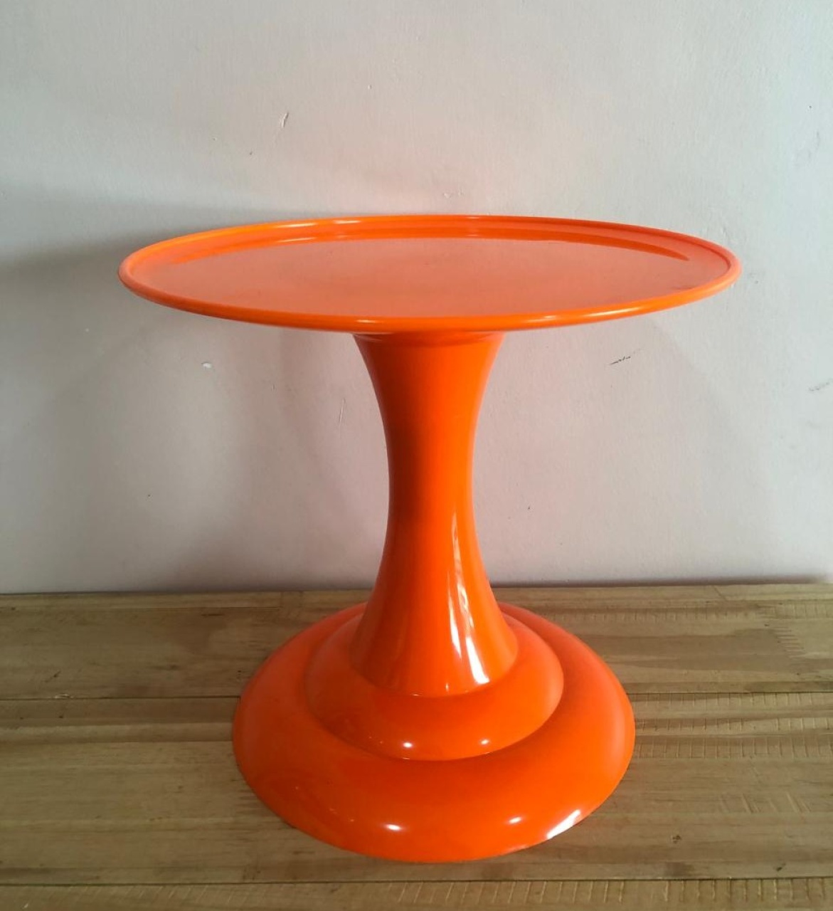 Bandeja Redonda Plástica Laranja Neon (22X20) - Selminha Lokfest