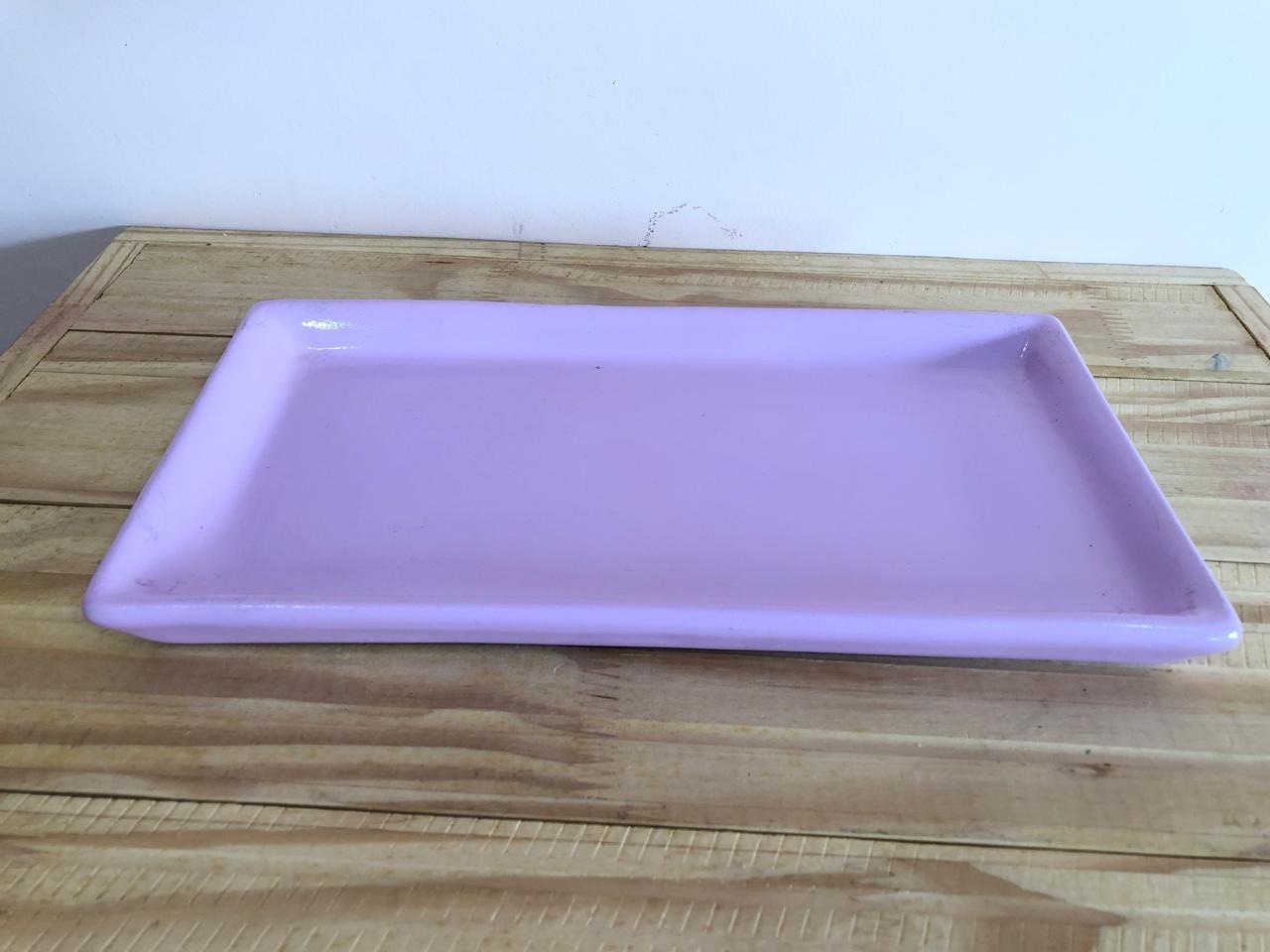 Bandeja Retangular de Cerâmica Lilás (30Cm) - Selminha Lokfest