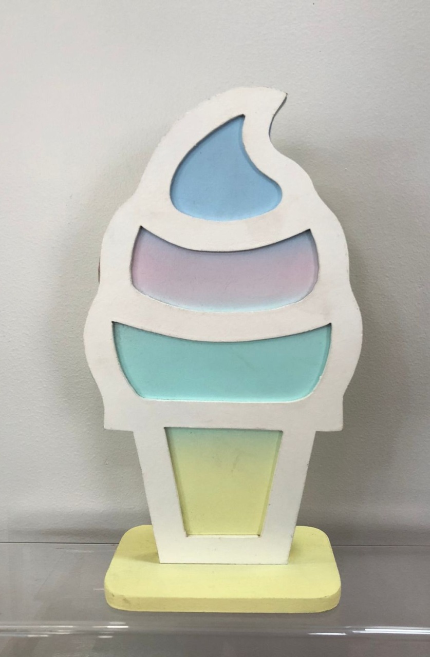 Display de Mesa Mdf Sorvete Colorido  - Selminha Lokfest