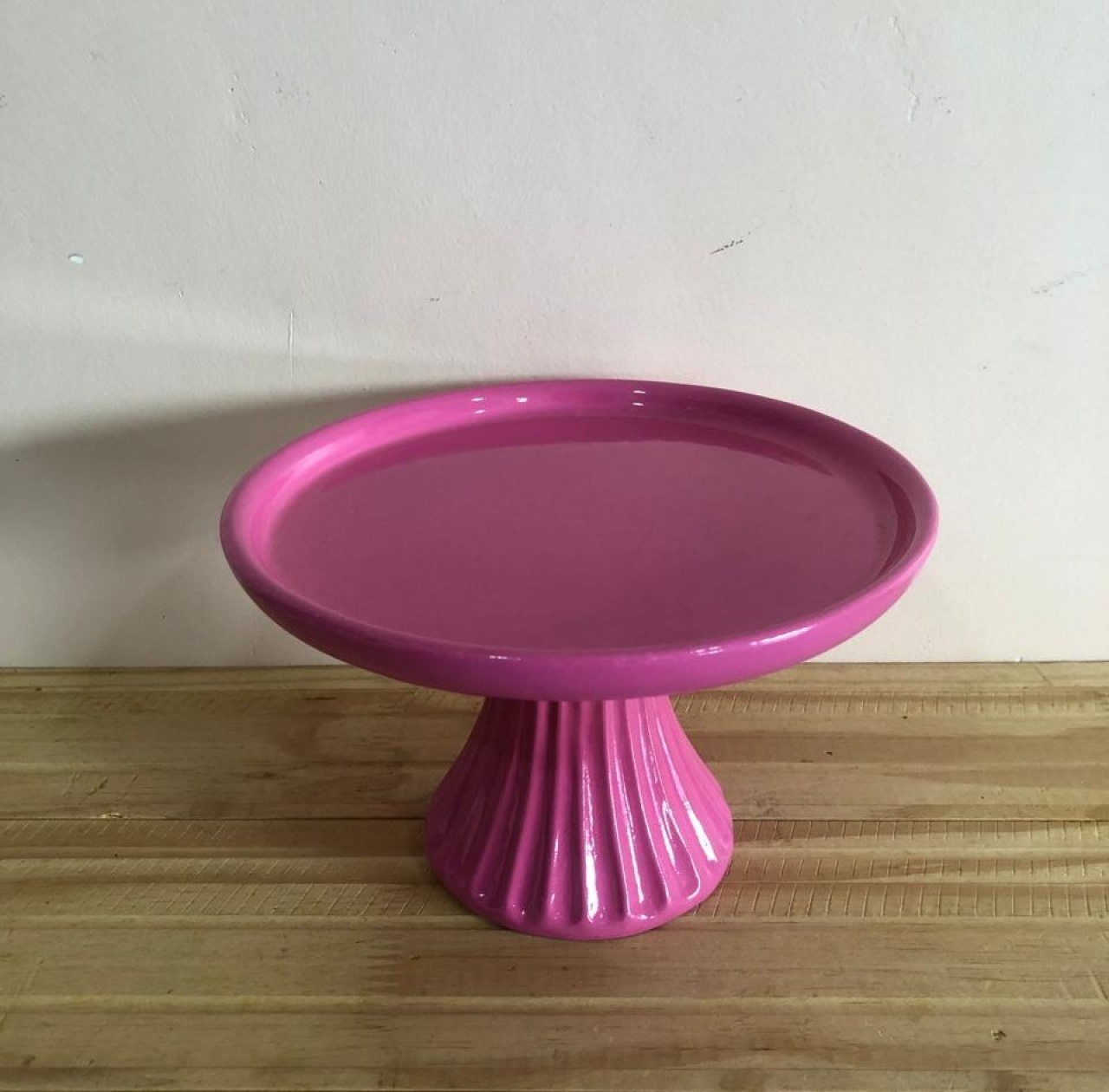 Bandeja Redonda Cerâmica Pink P (19X12) - Selminha Lokfest