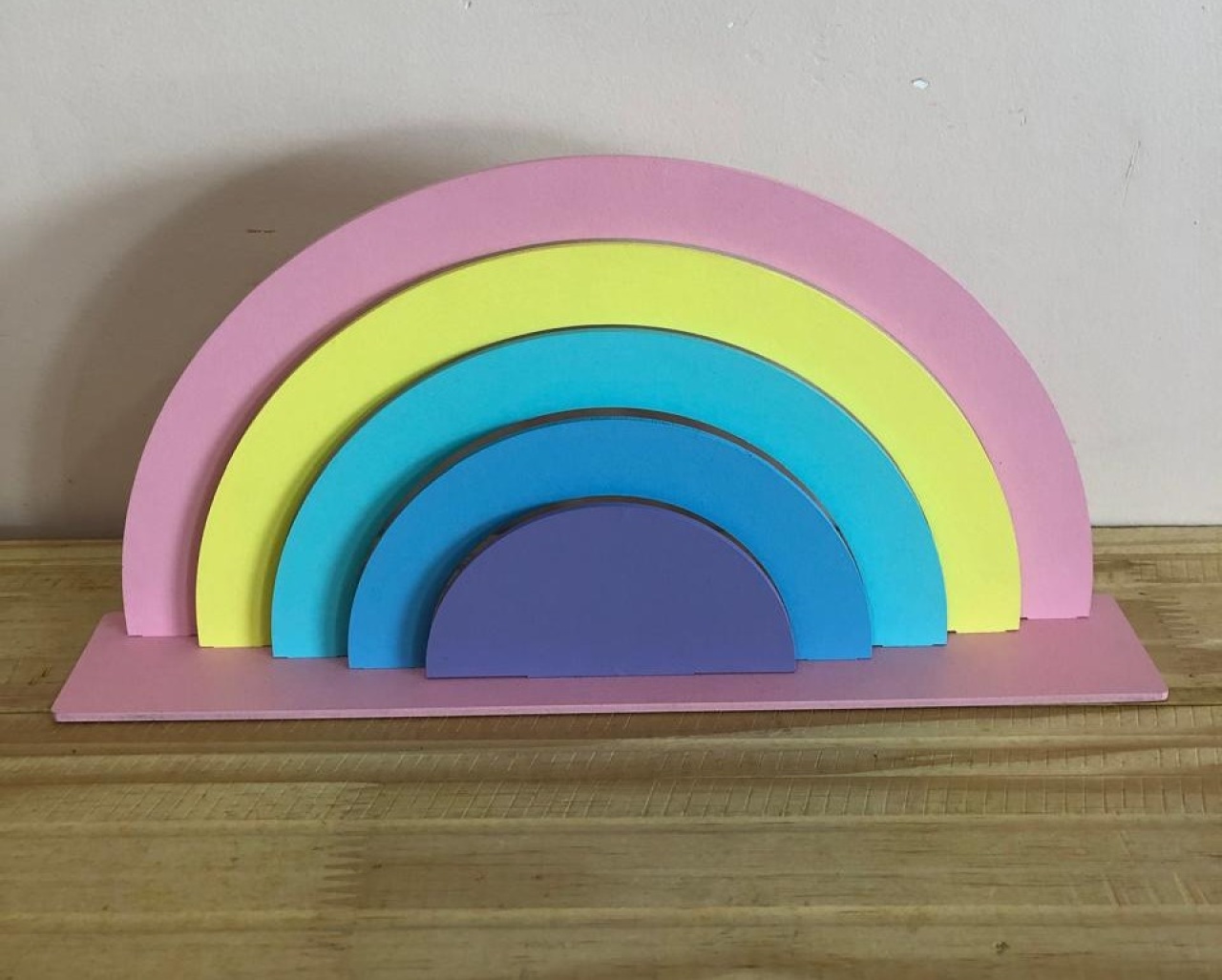 Arco-Irís Mdf de Mesa - Selminha Lokfest
