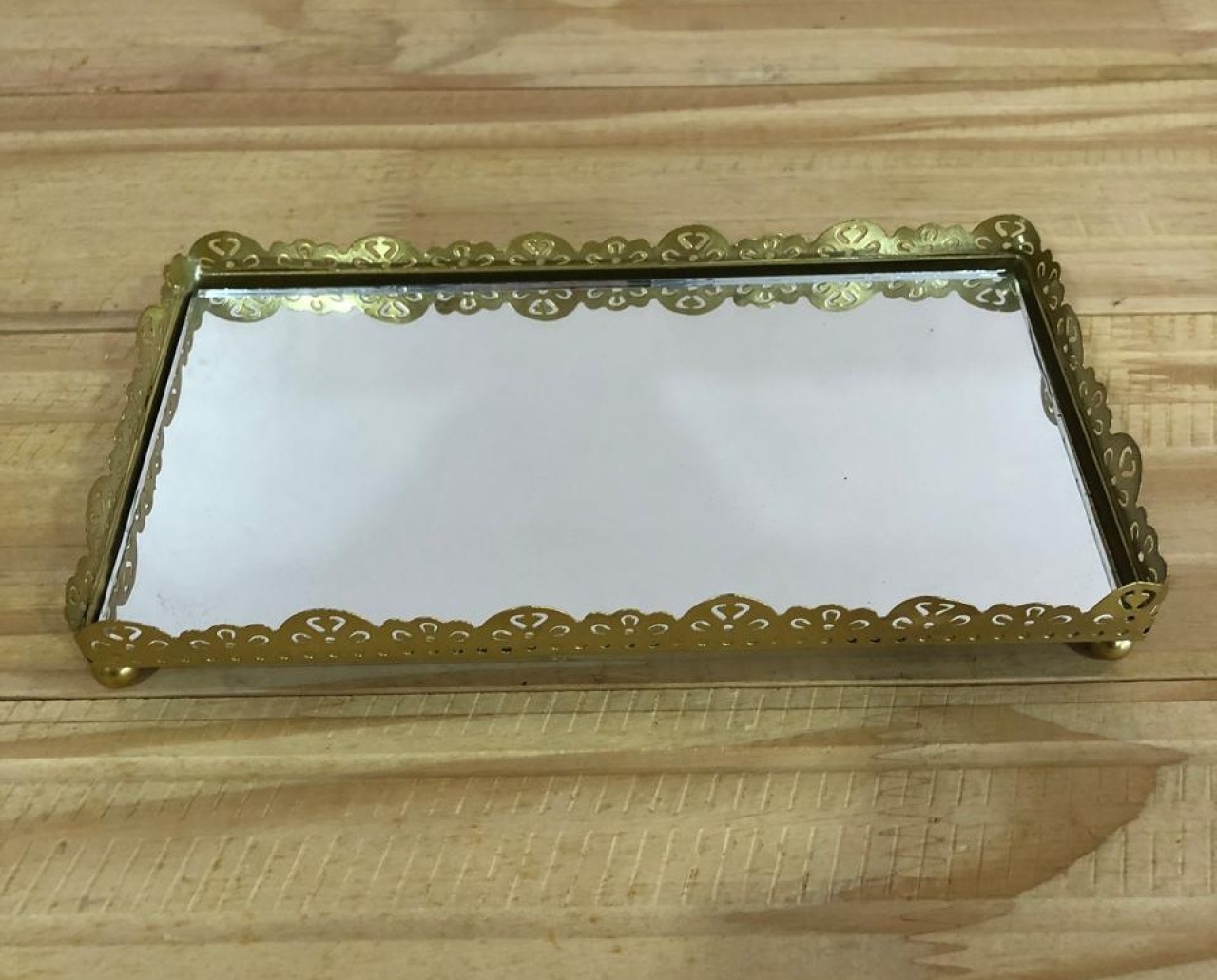 Bandeja Retangular Rendada Espelhada Dourada (21Cm) - Selminha Lokfest