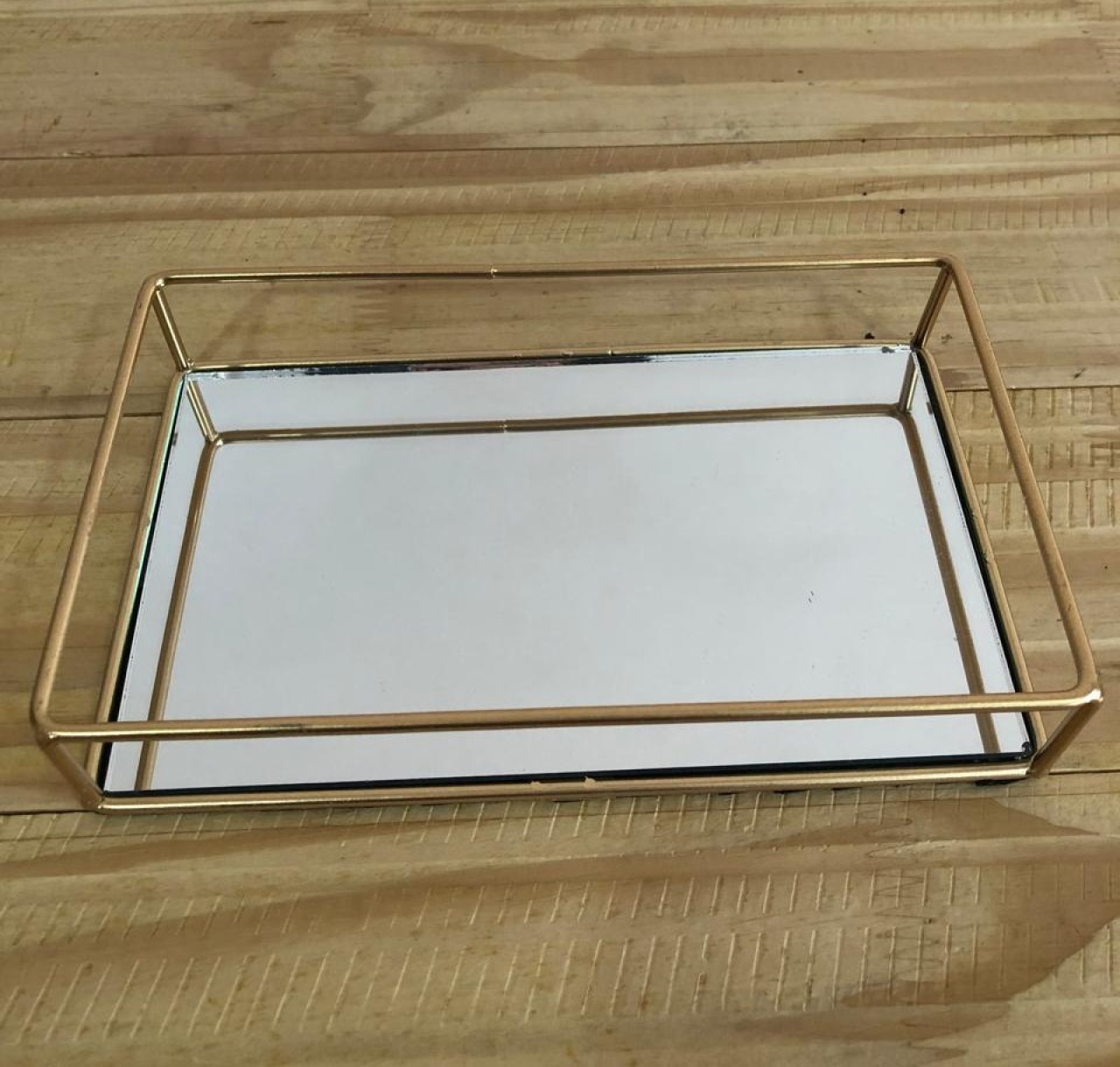 Bandeja Retangular Espelhada de Ferro Dourada (20Cm) - Selminha Lokfest