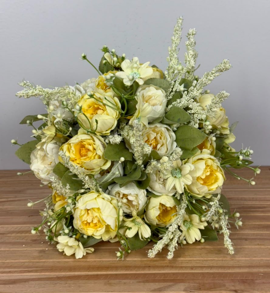 Buquê de Flores Peonia (Amarelo Claro) - Selminha Lokfest