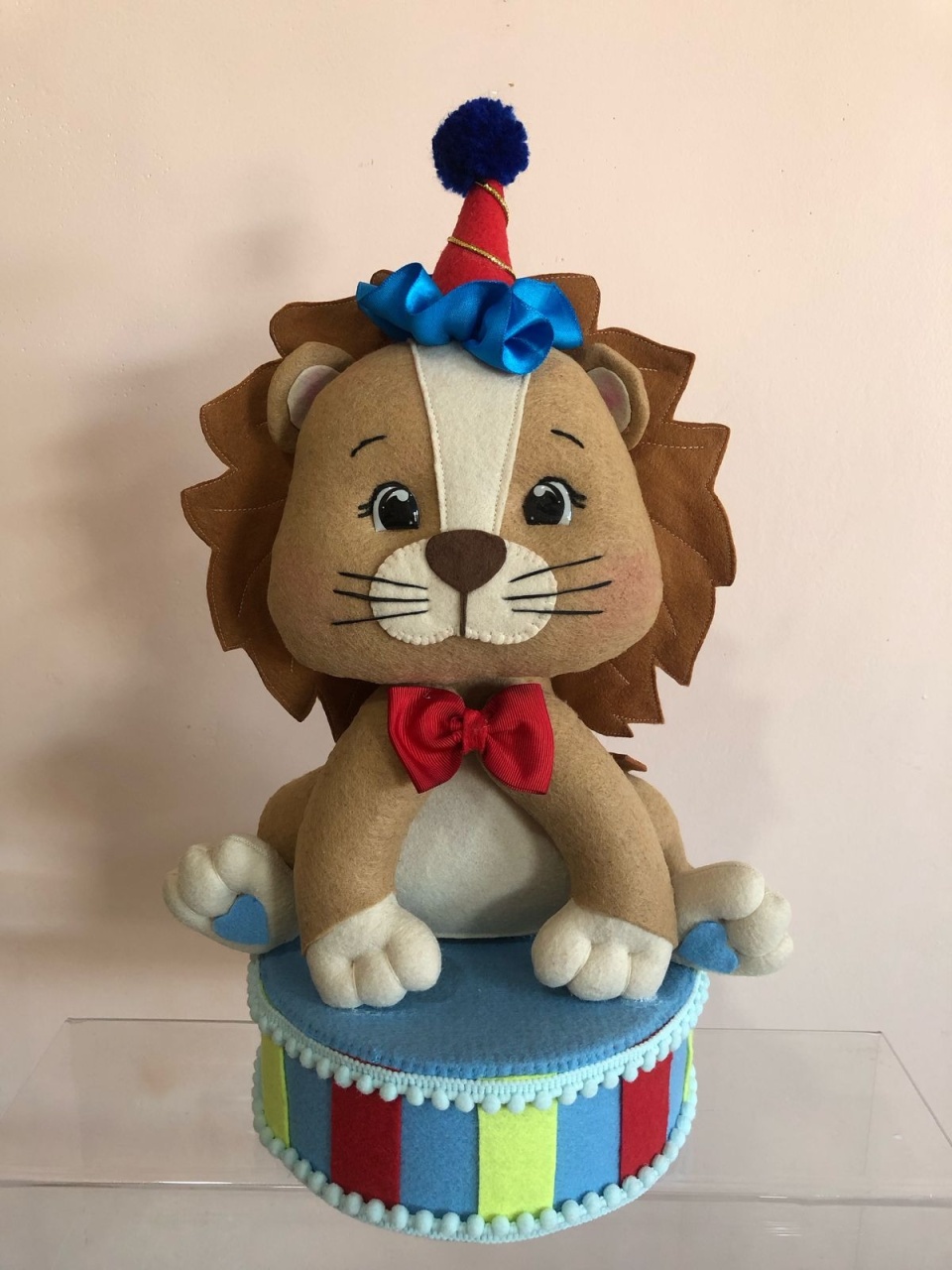 Leãozinho Circo Feltro - Selminha Lokfest