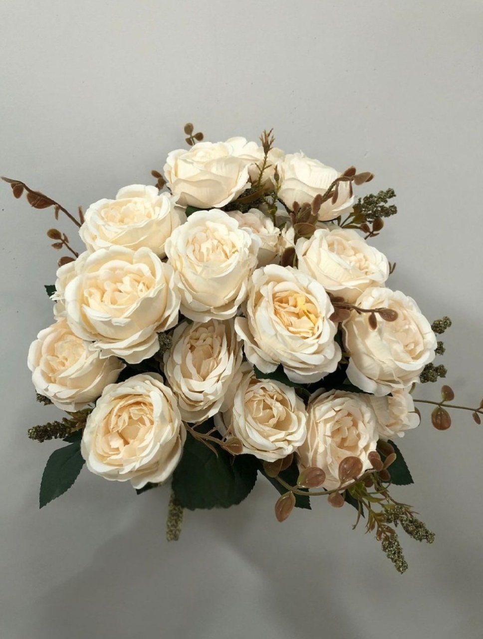 Buquê de Flores Creme 02 - Selminha Lokfest