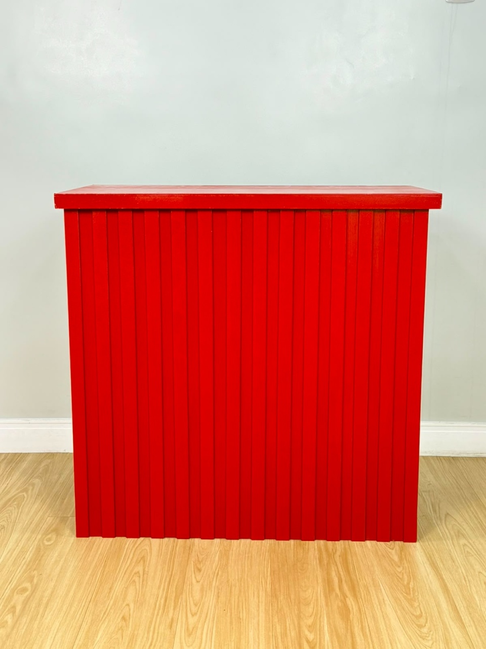 Mesa Cômoda Ripada Vermelha Mdf (80Cm) - Selminha Lokfest