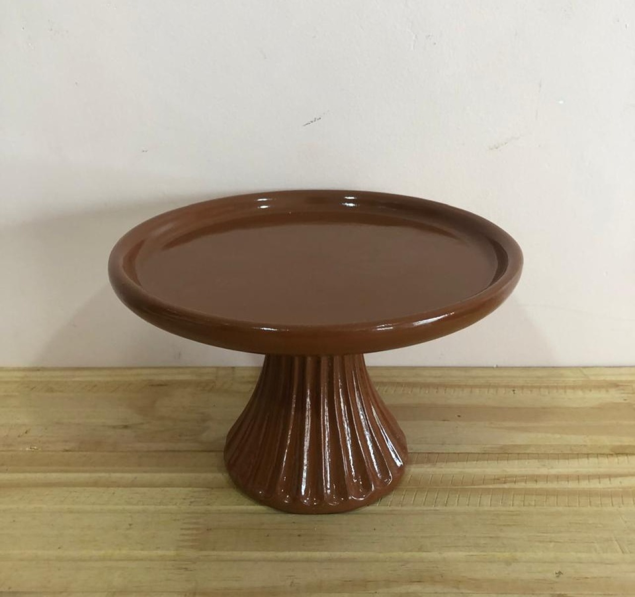 Bandeja Redonda Cerâmica Caramelo P (19X12) - Selminha Lokfest