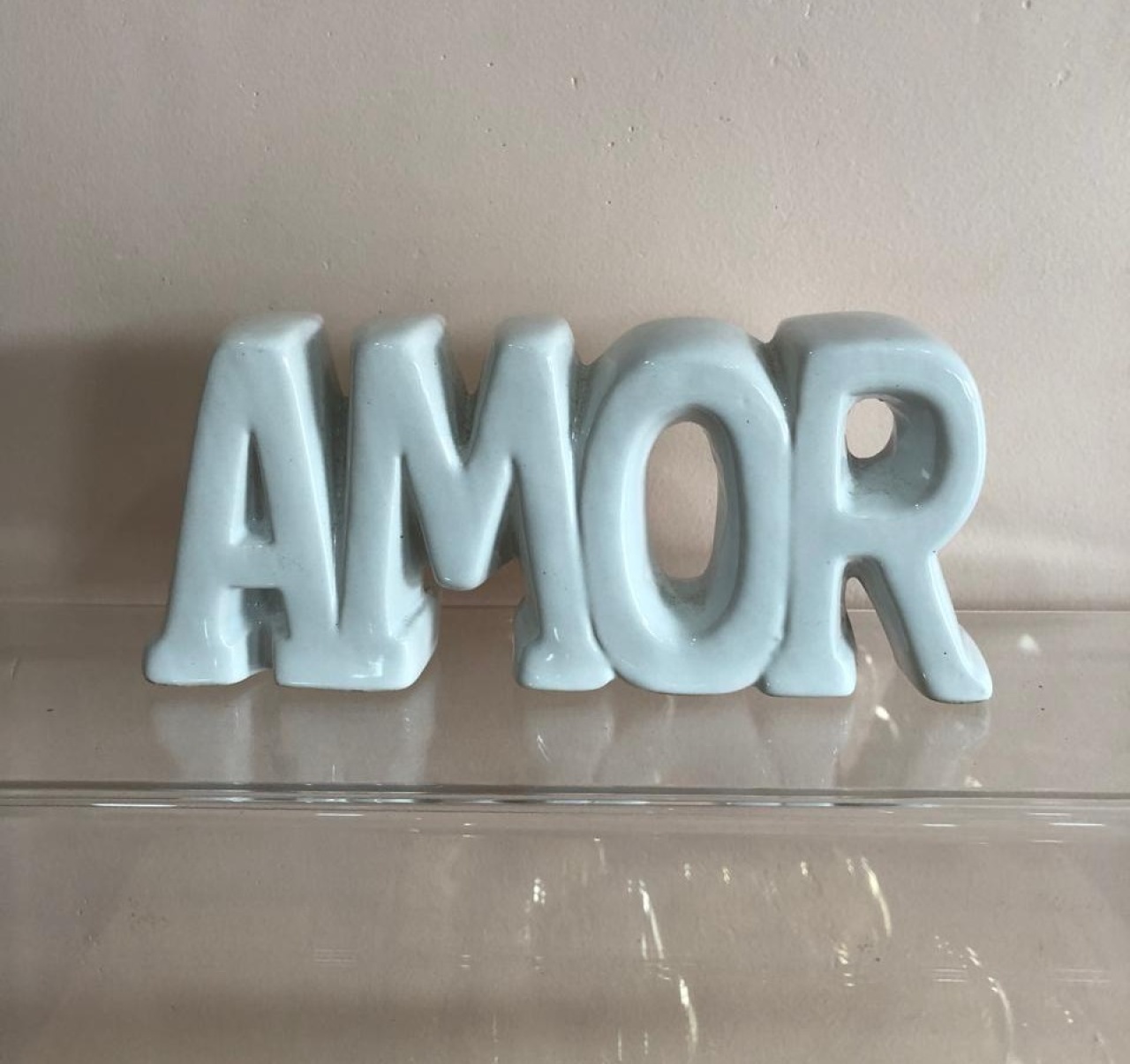 Palavra Felicidade de Mesa Amor Branco (17Cm) - Selminha Lokfest