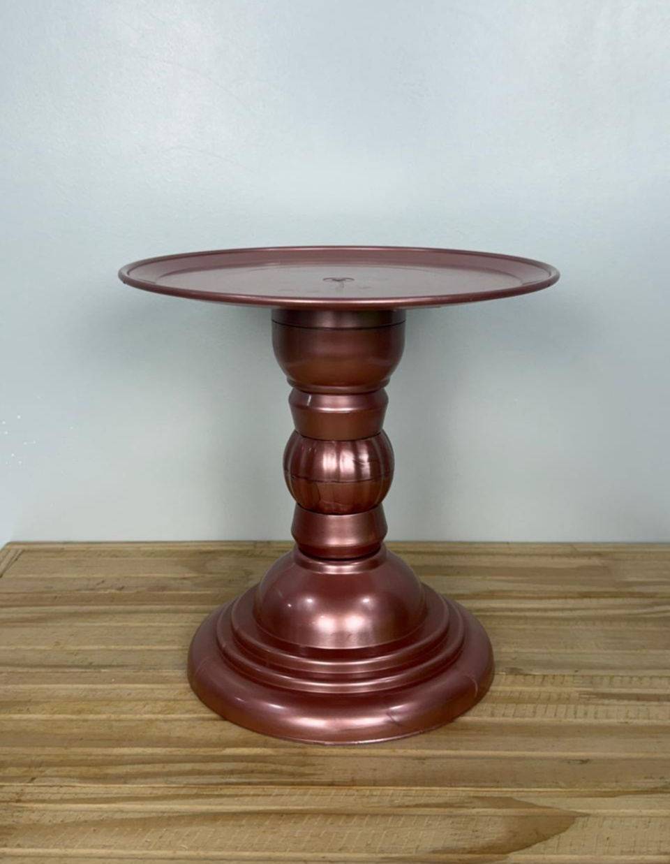 Bandeja Redonda Plástica Rosé (22X22) - Selminha Lokfest