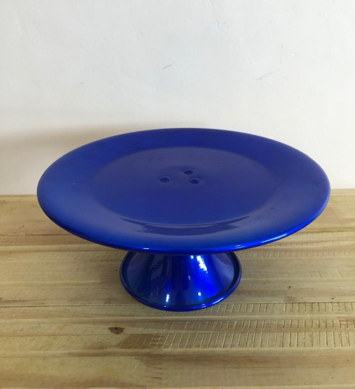 Bandeja Redonda de Alumínio Azul Royal M (23X10) - Selminha Lokfest