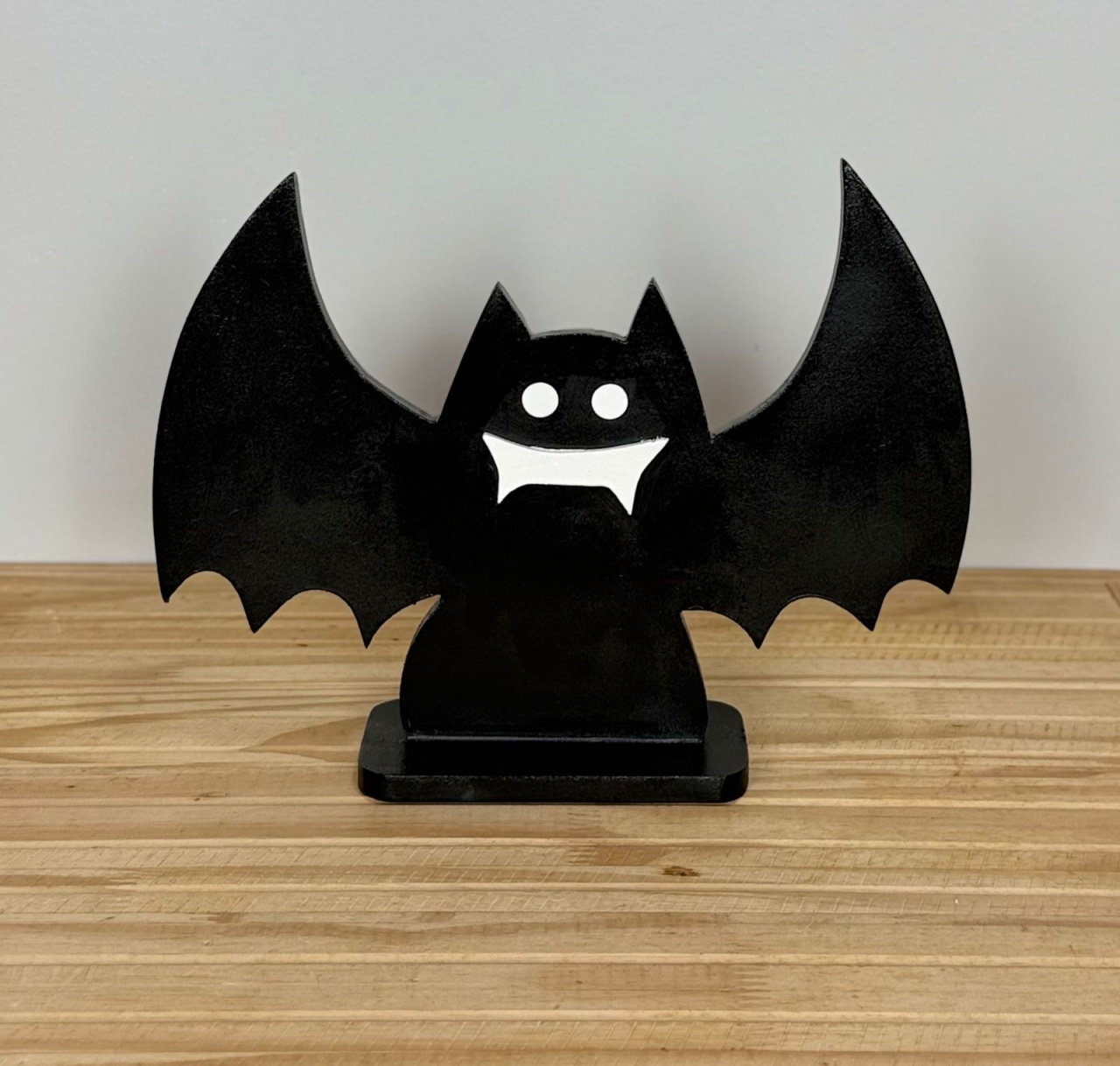 Display de Mesa Mdf Morcego - Selminha Lokfest