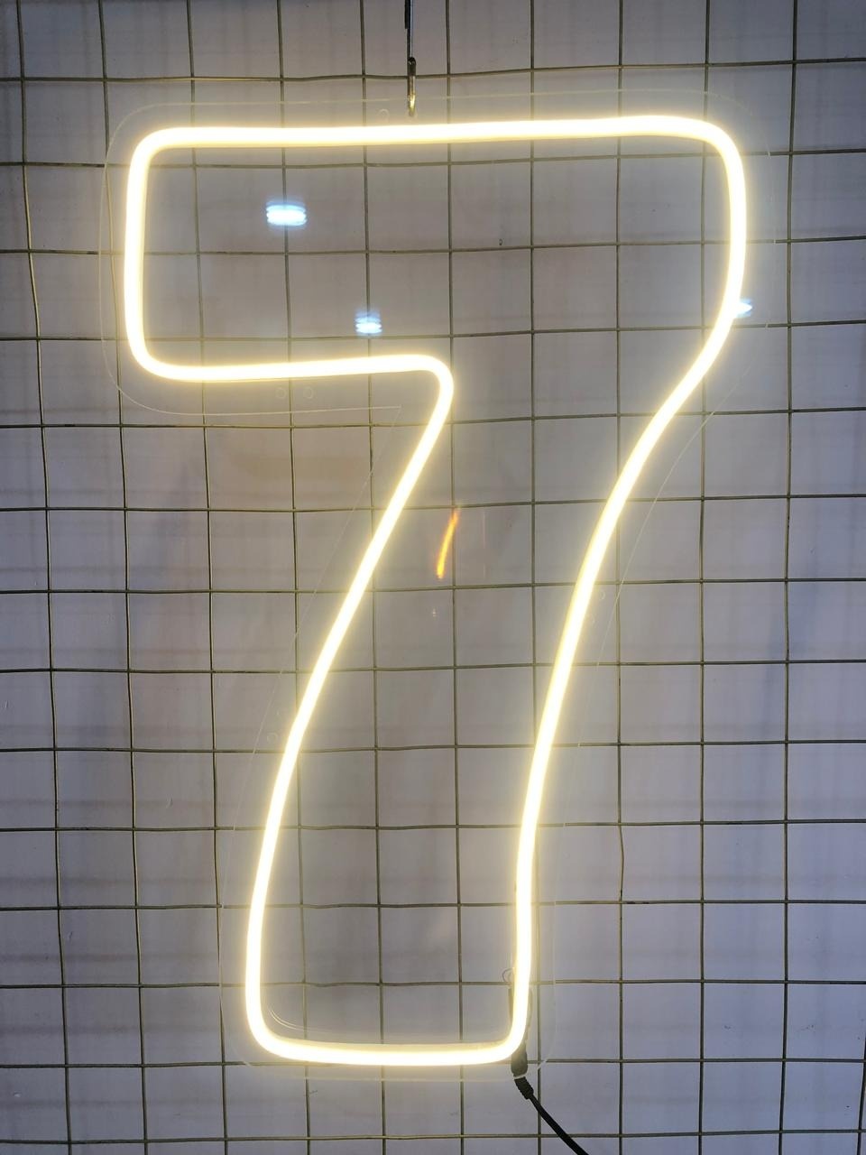 Numero 7 Em Led Acrílico Branco Quente(60Cm) - Selminha Lokfest