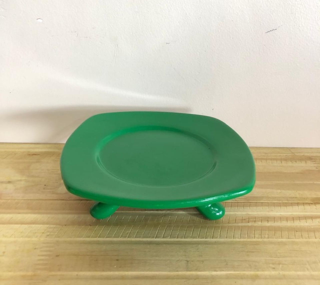 Bandeja Redonda C/ Pés Cerâmica Verde Bandeira Mini (15X5) - Selminha Lokfest