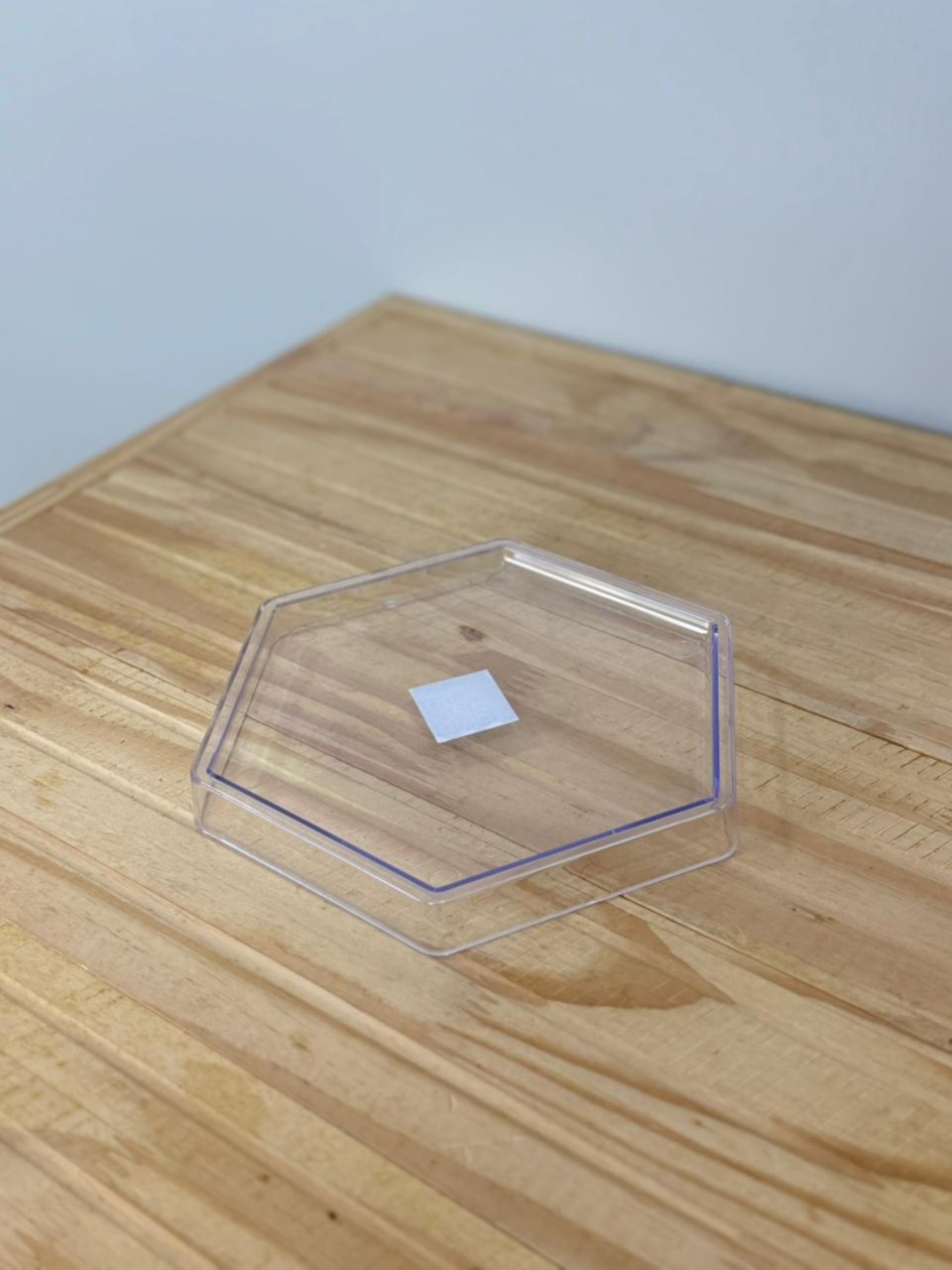 Bandeja Sextavada Plástica Transparente P (16X18) - Selminha Lokfest