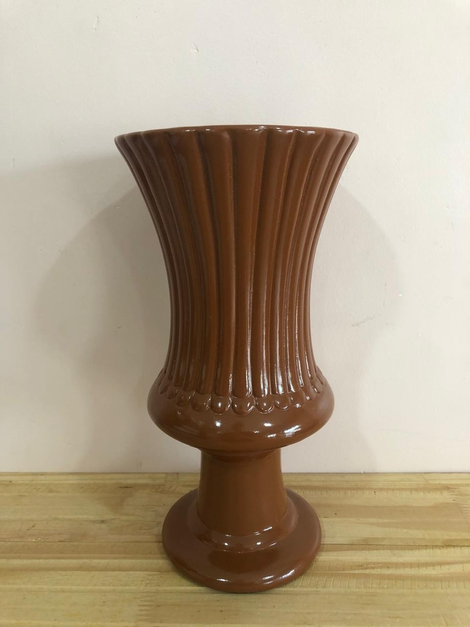 Vaso Pavão Cerâmica Caramelo (29Cm) - Selminha Lokfest