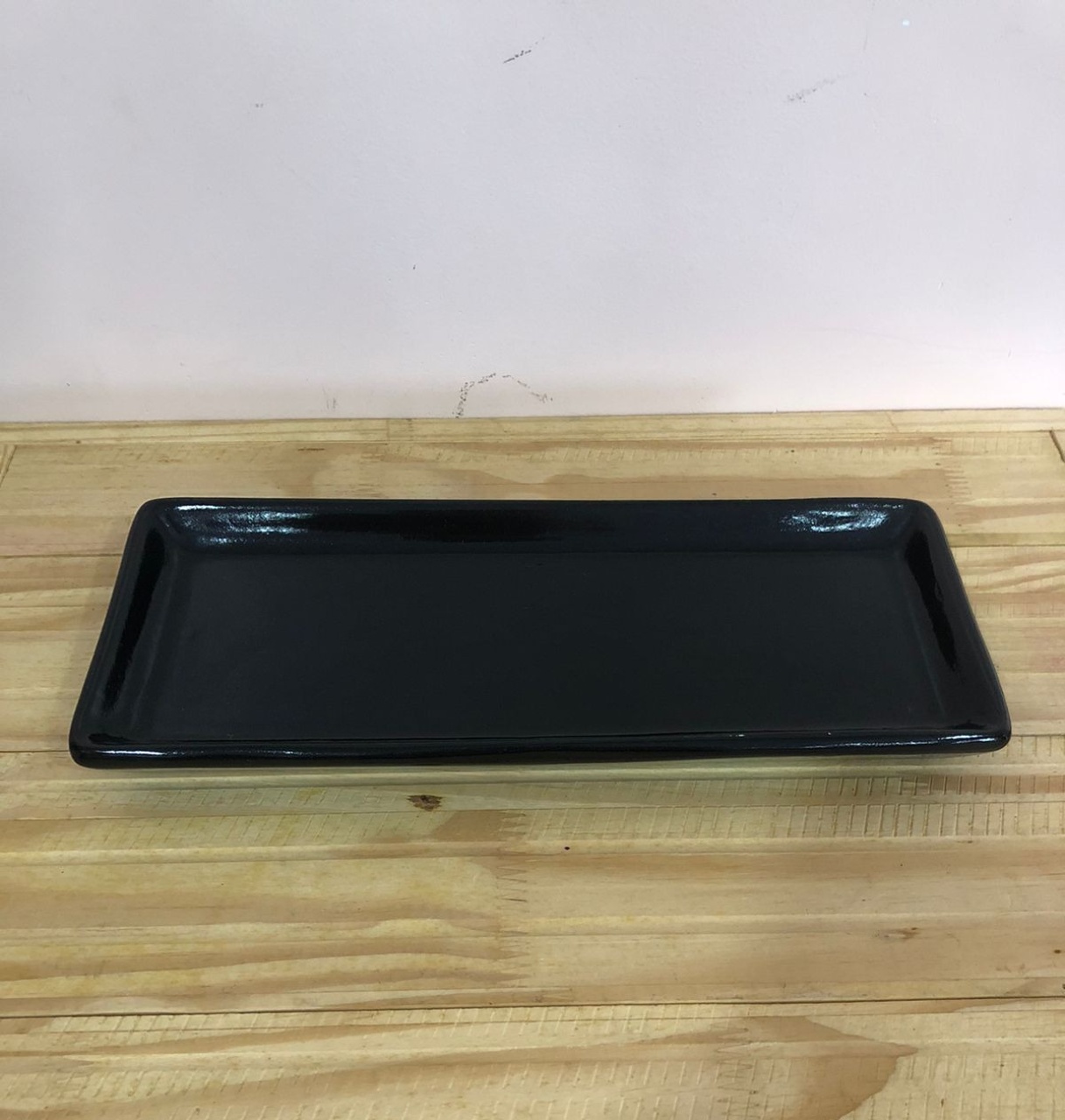 Bandeja Retangular de Cerâmica Preta (31Cm) - Selminha Lokfest