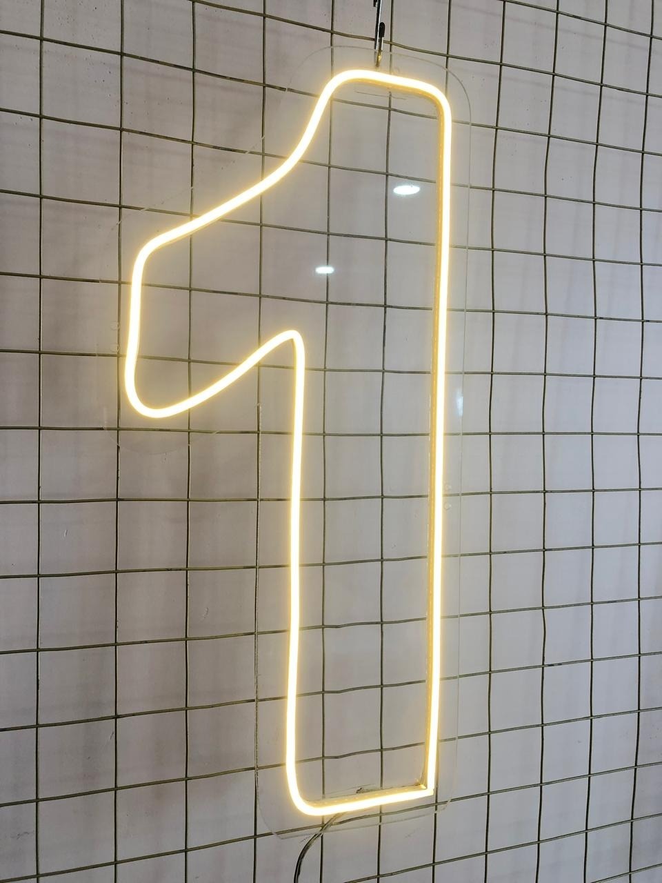Numero 1 Em Led Acrílico Branco Quente (60Cm) - Selminha Lokfest