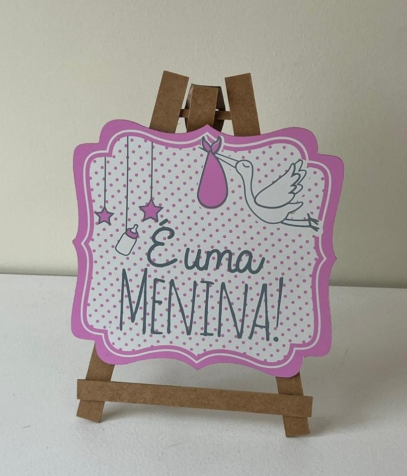 Display Menina Rosa - Andréa Marques Pegue e Monte