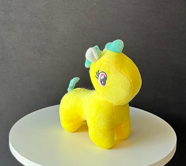 Pelúcia Unicornio Amarelo - Andréa Marques Pegue e Montehttps://loquefacil.com/orders/panel
