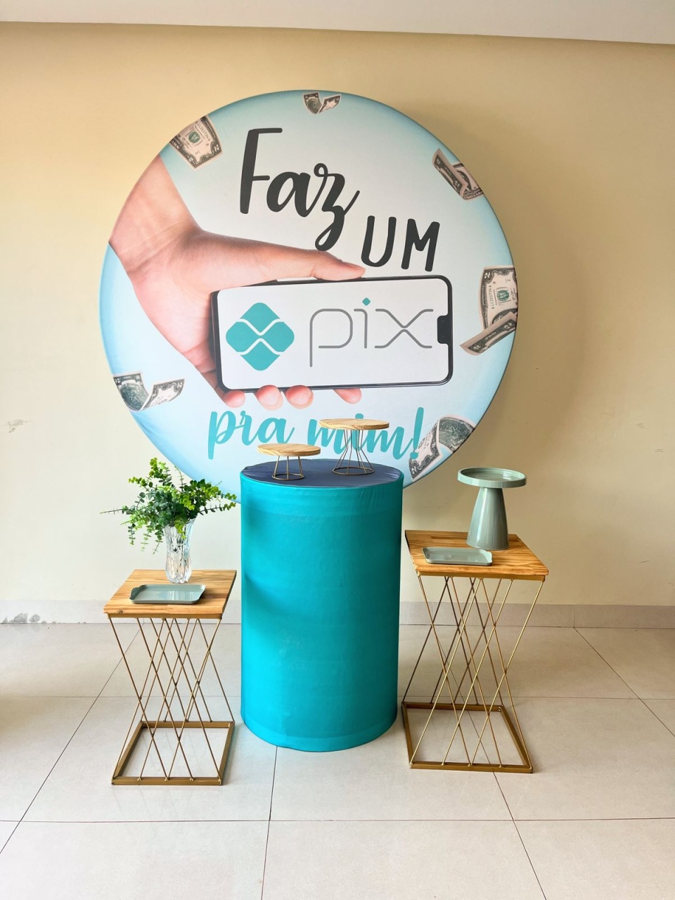 Kit Festa/ Faz O Pix - Andréa Marques Pegue e Montehttps://loquefacil.com/orders/panel