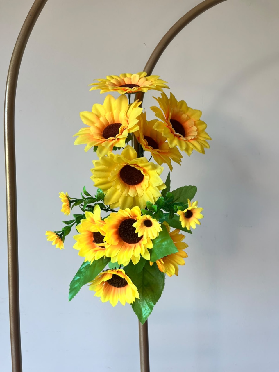 Arranjo Floral Girassol - Andréa Marques Pegue e Montehttps://loquefacil.com/orders/panel