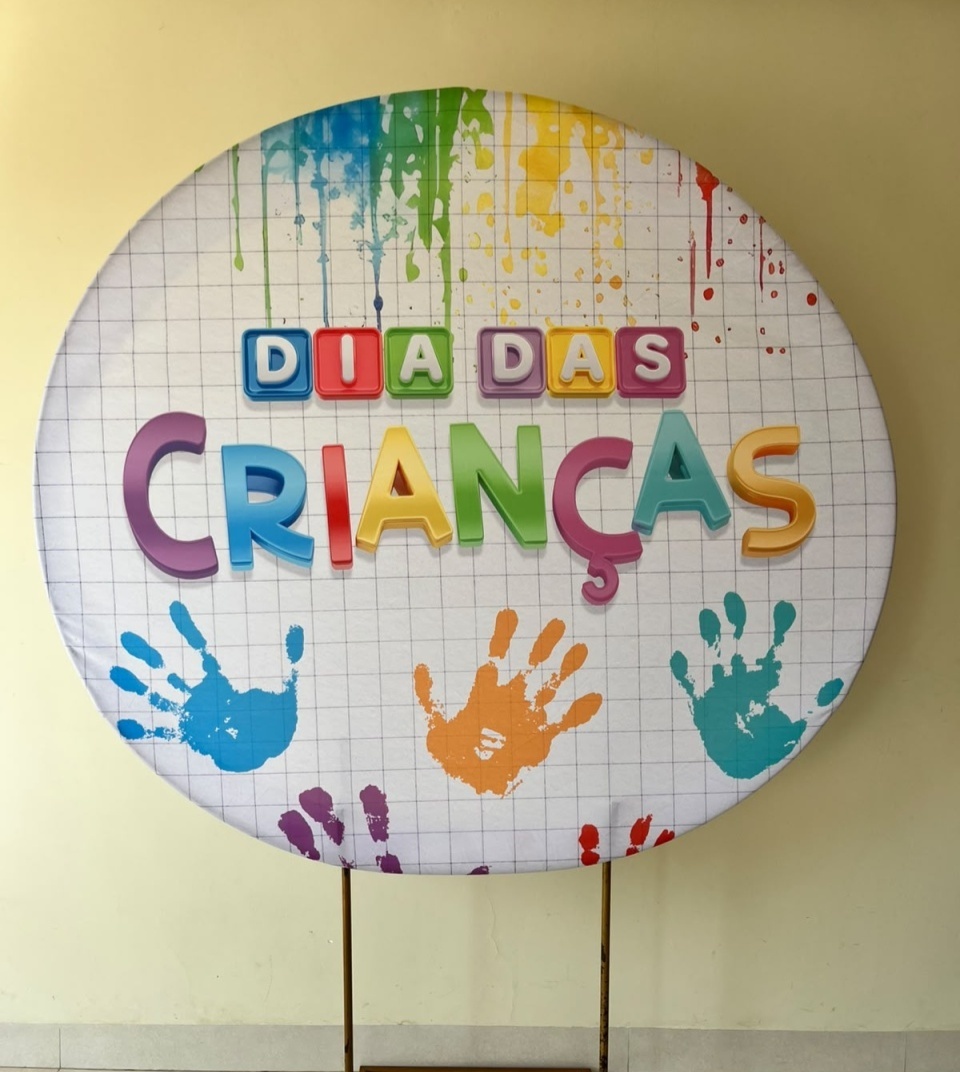 Tecido Redondo Dia das Crianças - Andréa Marques Pegue e Montehttps://loquefacil.com/orders/panel