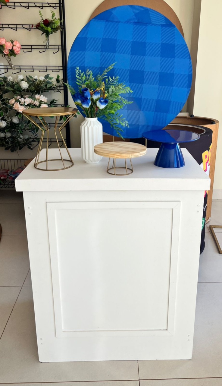 Kit Festa Na Mesa/ Azul - Andréa Marques Pegue e Montehttps://loquefacil.com/orders/panel