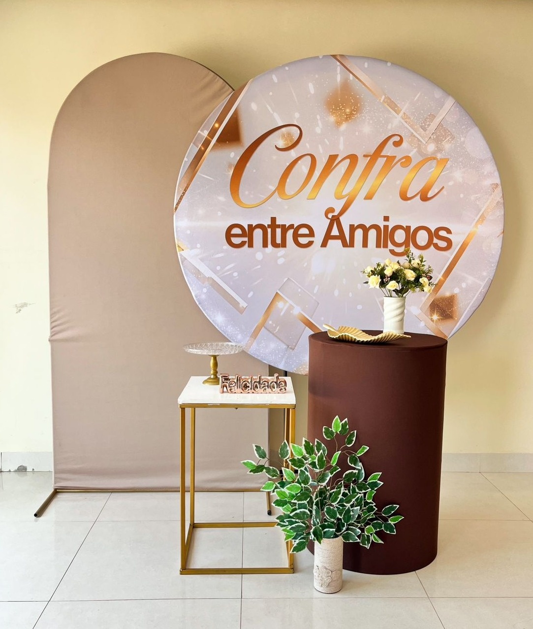 Confra Entre Amigos - Andréa Marques Pegue e Monte