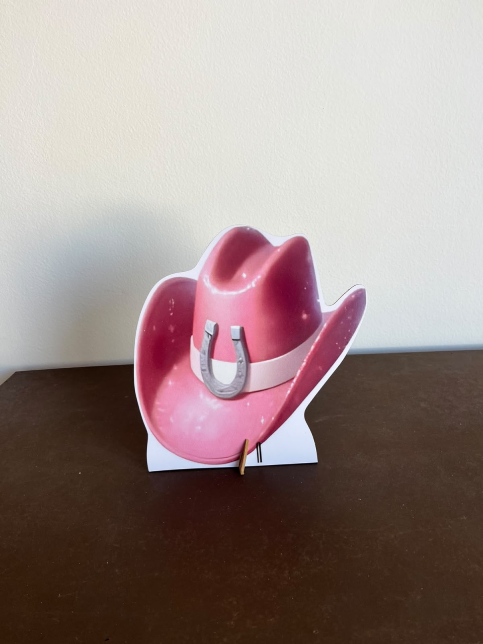 Display Chapéu Rosa - Andréa Marques Pegue e Montehttps://loquefacil.com/orders/panel
