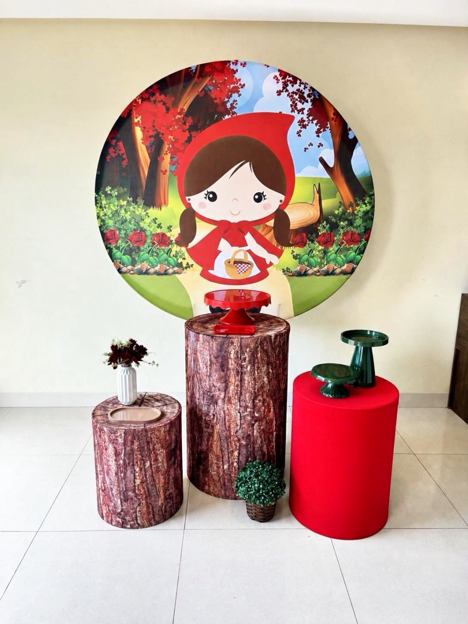Kit Festa Chapéuzinho Vermelho - Andréa Marques Pegue e Montehttps://loquefacil.com/orders/panel
