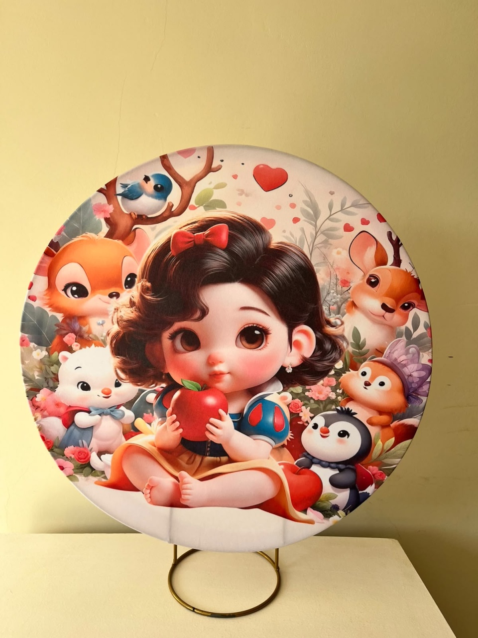 Tecido Redondo 50 Cm Branca de Neve - Andréa Marques Pegue e Montehttps://loquefacil.com/orders/panel
