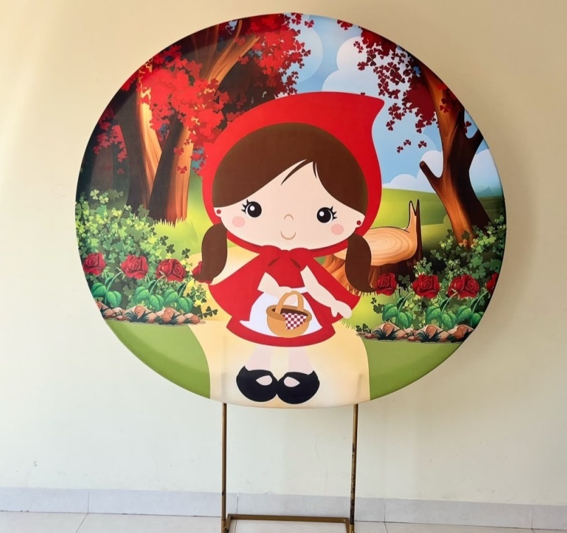 Tecido Redondo Chapéuzinho Vermelho - Andréa Marques Pegue e Montehttps://loquefacil.com/orders/panel