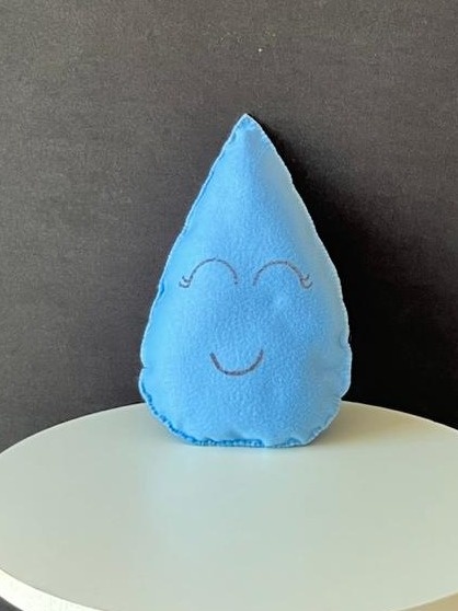 Pelúcia Gota Azul - Andréa Marques Pegue e Montehttps://loquefacil.com/orders/panel