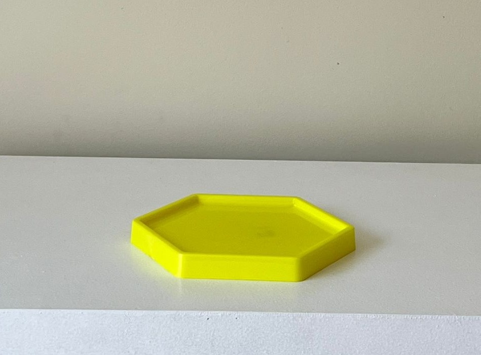 Bandeja M Amarelo Neon - Andréa Marques Pegue e Monte