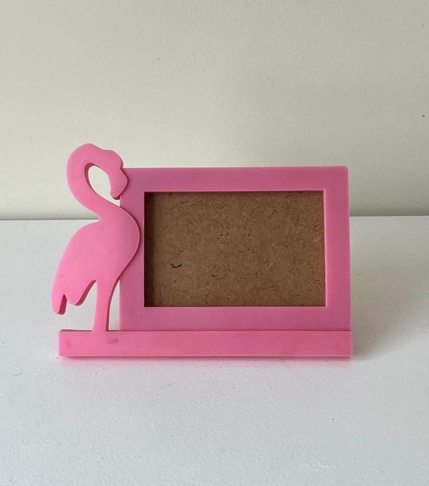 Display Rosa Flamingo - Andréa Marques Pegue e Monte