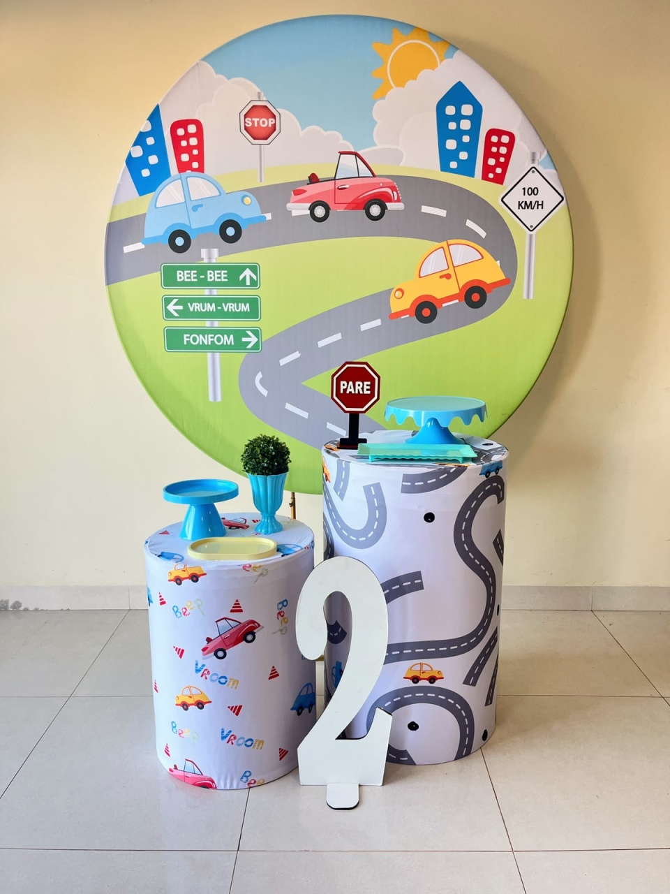 Kit Bolinho Carrinhos - Andréa Marques Pegue e Montehttps://loquefacil.com/orders/panel