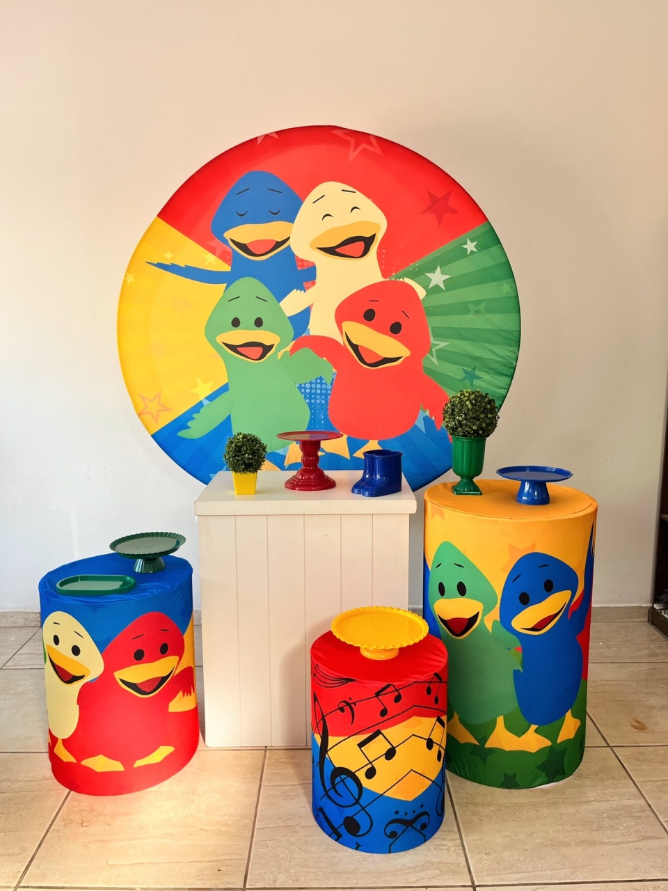 Kit Big Patinho Colorido - Andréa Marques Pegue e Montehttps://loquefacil.com/orders/panel