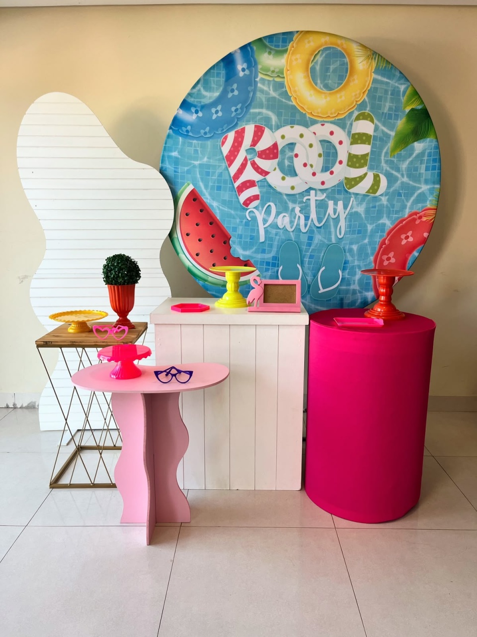 Kit Master Pool Party - Andréa Marques Pegue e Montehttps://loquefacil.com/orders/panel
