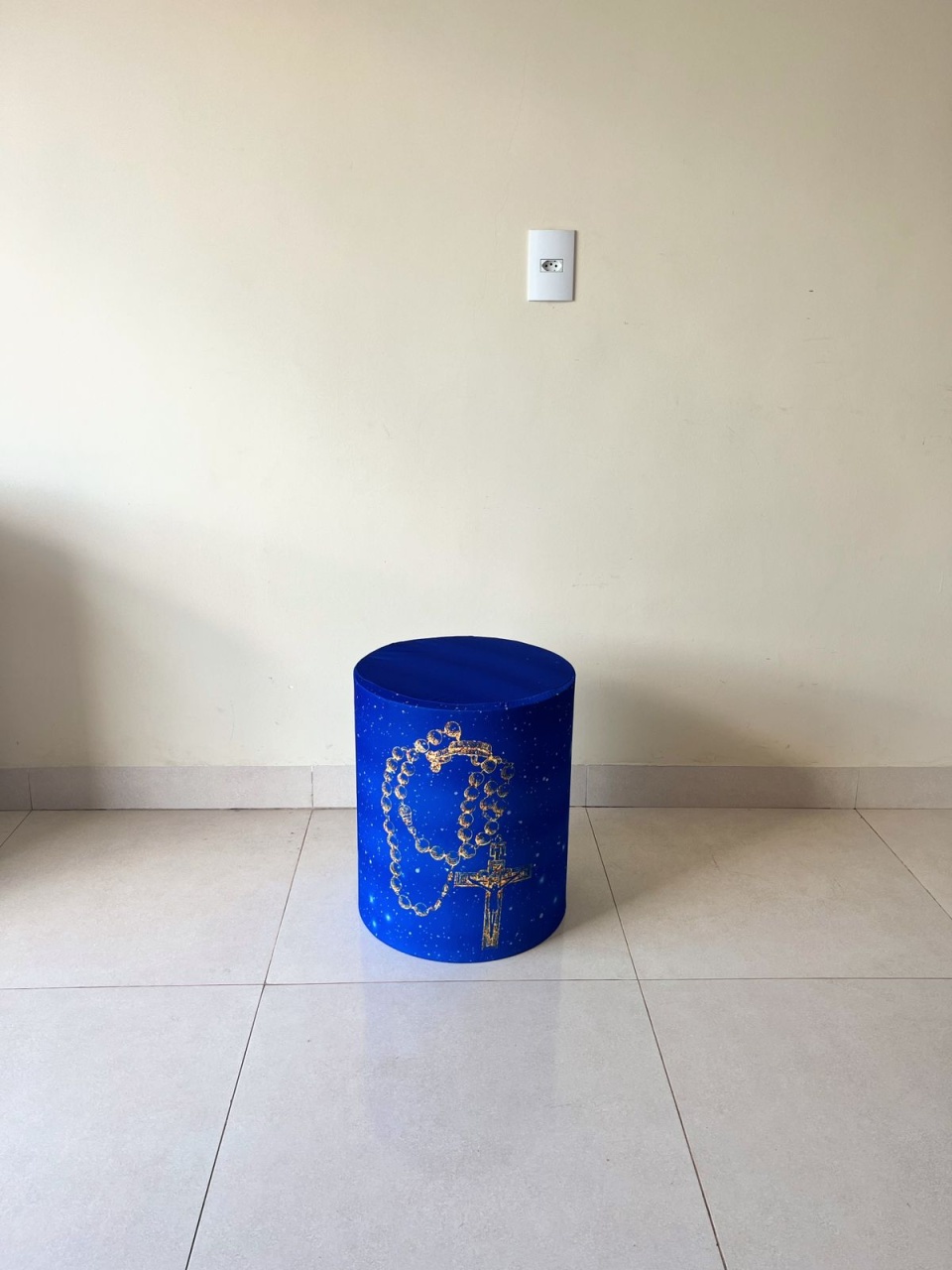 Tecido Cilindro P/ Azul E Dourado - Andréa Marques Pegue e Montehttps://loquefacil.com/orders/panel