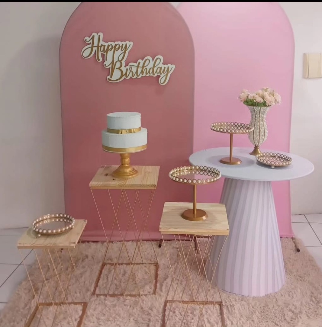 Painel Romano Rosa E Rose Gold 2 - Cia da Festa