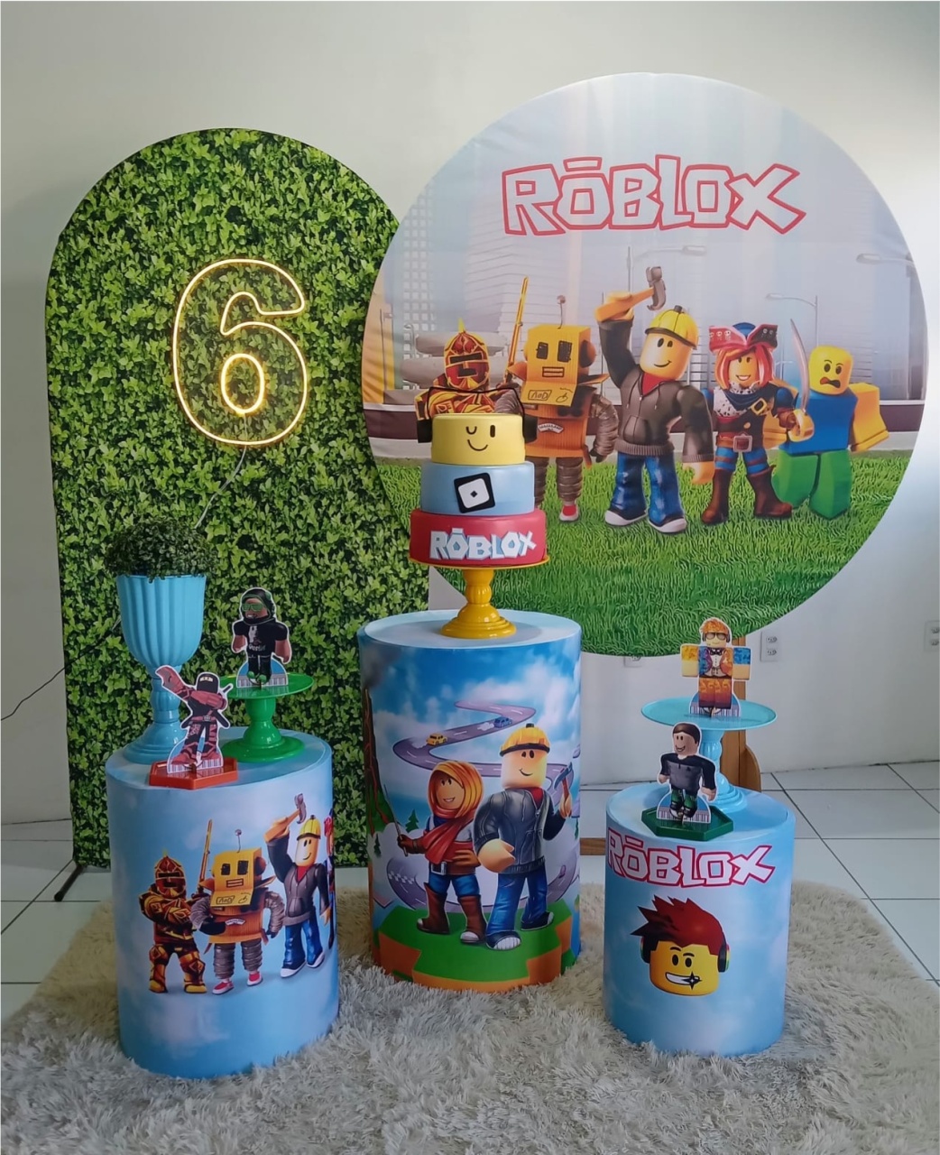 Roblox 4 - Cia da Festa