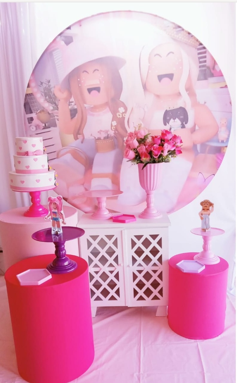 Roblox Rosa - Cia da Festa