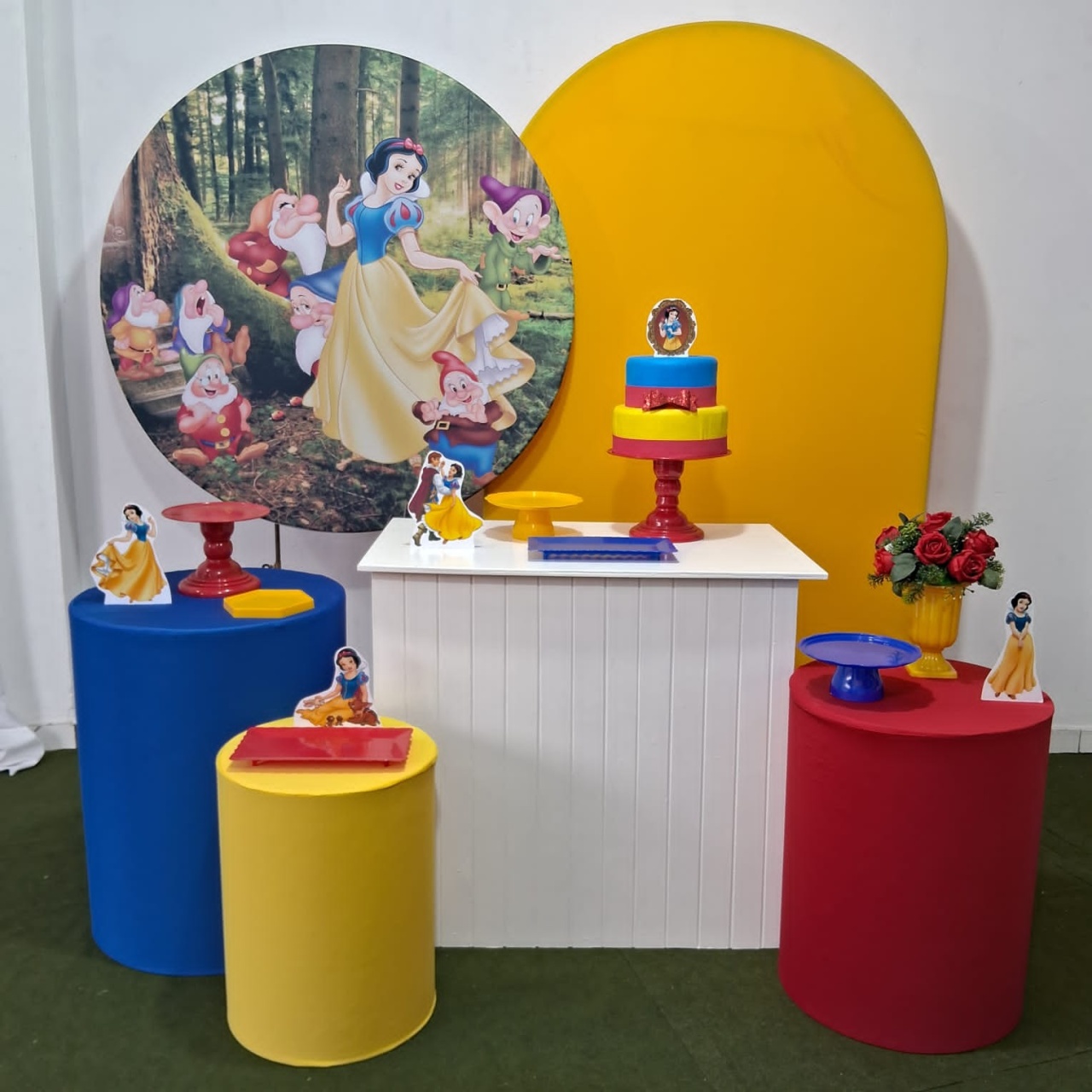 Branca de Neve Ouro - Up festas pague e monte 