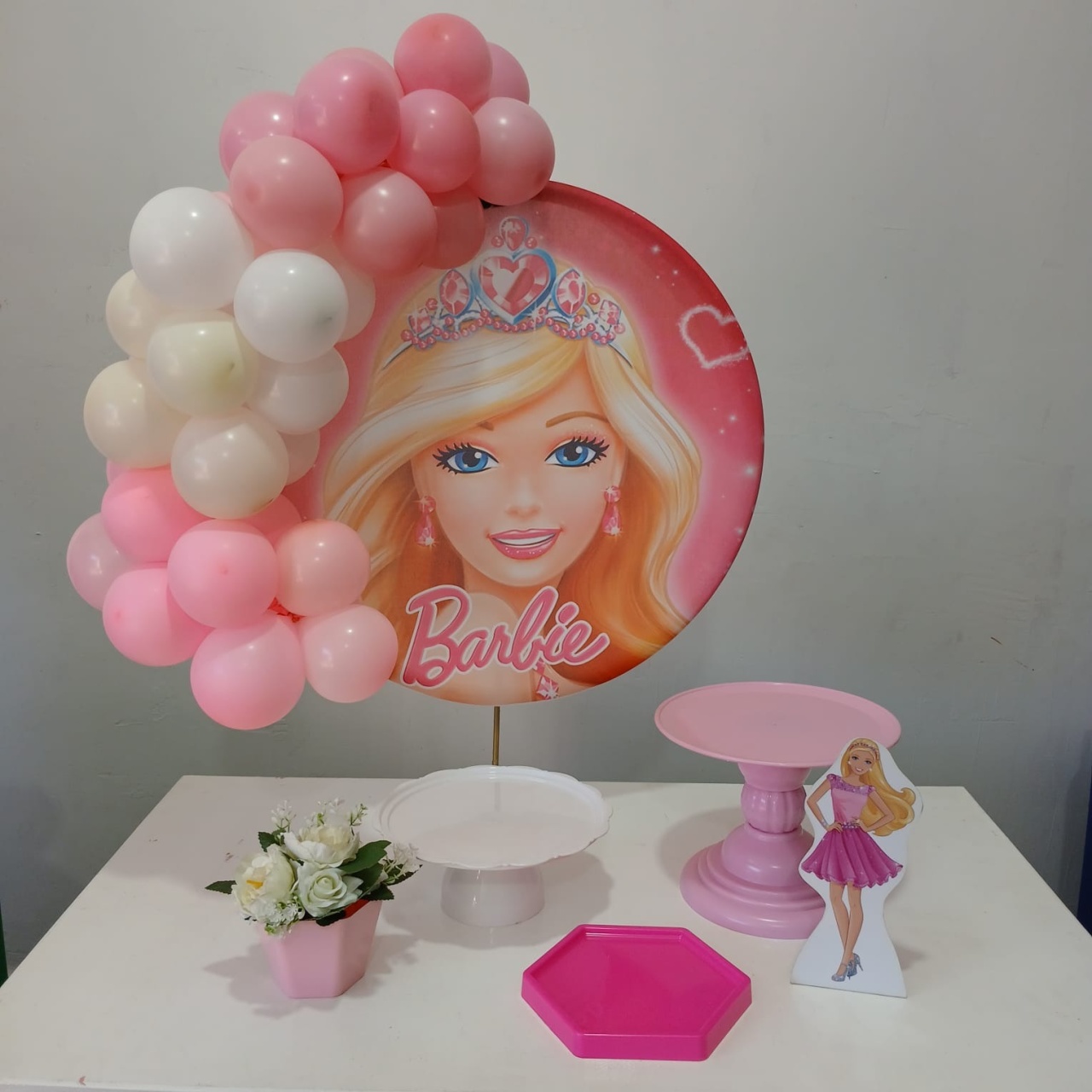 Barbie Encanto - Up festas pague e monte 