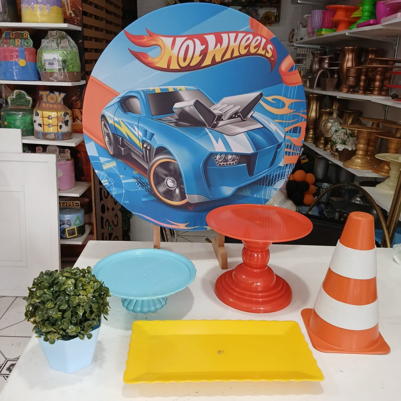 Hot Wheels - Up festas pague e monte 