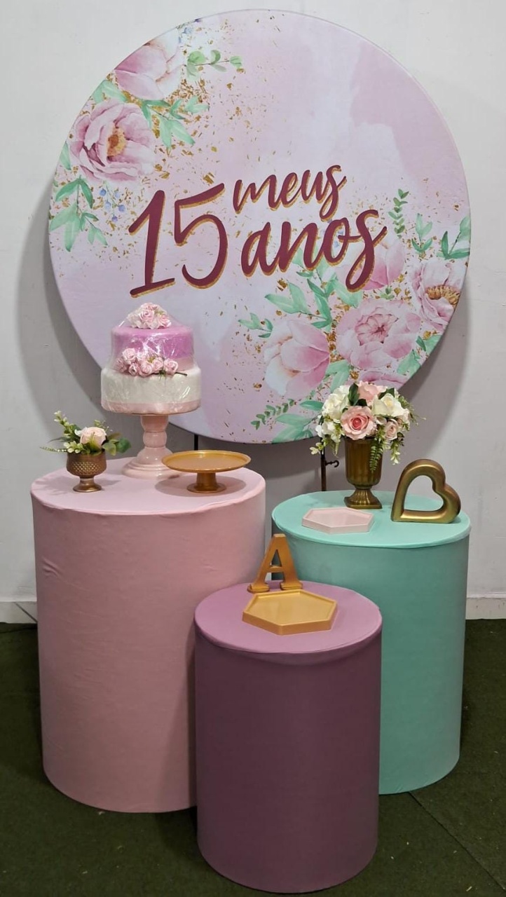 15 Anos Floral Rosa Prata - Up festas pague e monte 