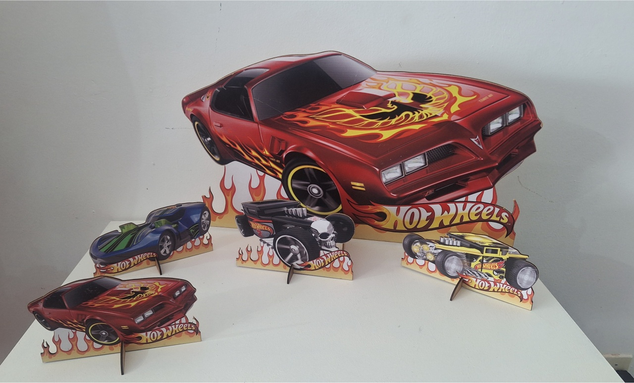 Display Hotweels - SonikaDecoracaohttps://wa.me/message/Q2BS5PB4ZSIYH1